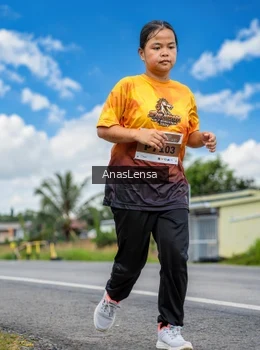 Runner Photo 2147650