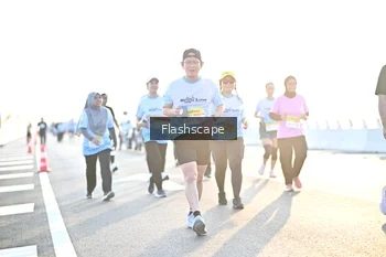 Runner Photo 2147860