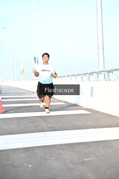 Runner Photo 2147881