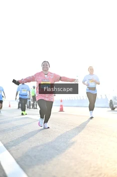 Runner Photo 2147903