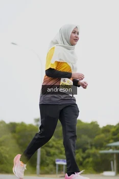 Runner Photo 2148314