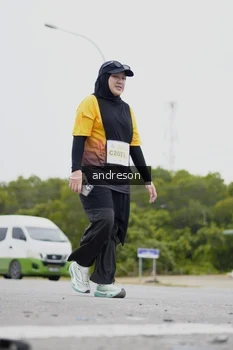 Runner Photo 2148454