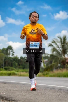 Runner Photo 2151140