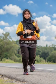 Runner Photo 2152024
