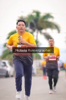 Runner Photo 2154097
