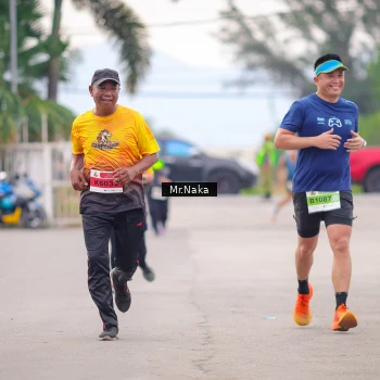 Runner Photo 2154653