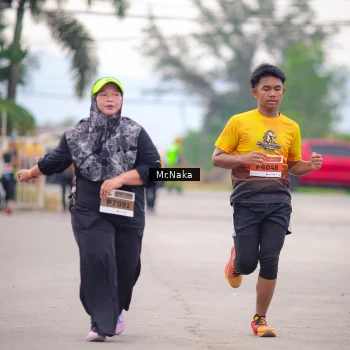 Runner Photo 2154671