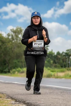 Runner Photo 2158152