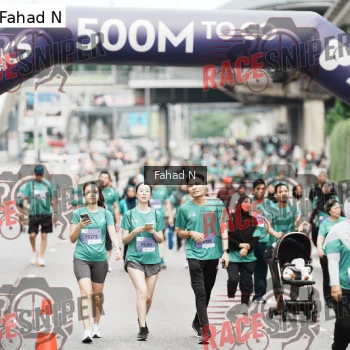 Runner Photo 216021