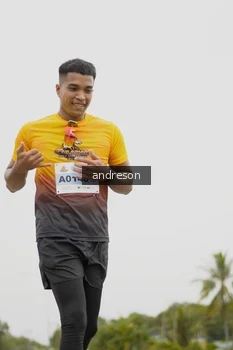 Runner Photo 2161400