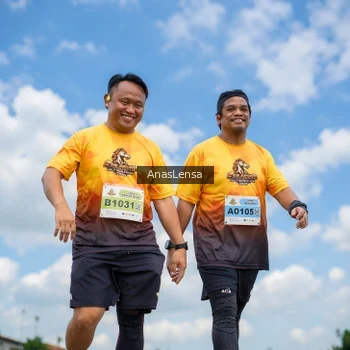 Runner Photo 2164375