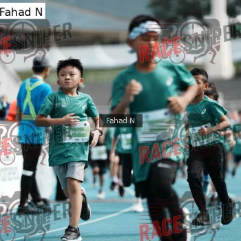 Runner Photo 216447