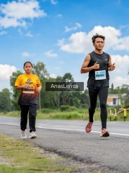 Runner Photo 2164717