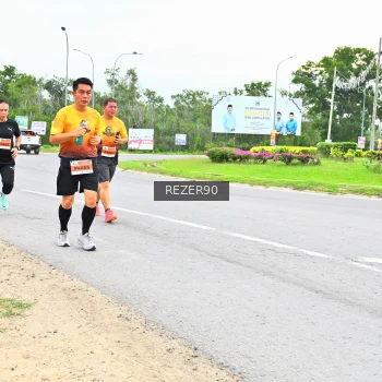 Runner Photo 2165033