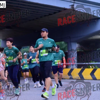 Runner Photo 216521