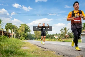 Runner Photo 2165347