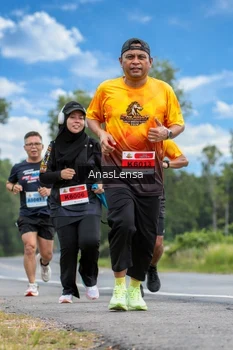 Runner Photo 2165407