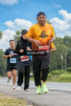 Runner Photo 2165409