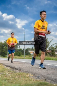 Runner Photo 2165680