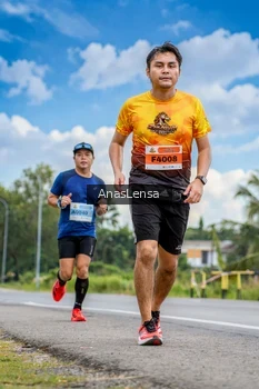 Runner Photo 2165714