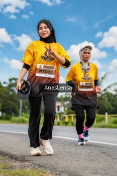 Runner Photo 2165874