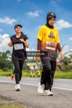 Runner Photo 2165887