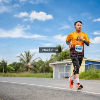Runner Photo 2165901
