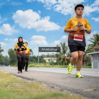 Runner Photo 2165948