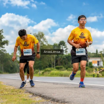 Runner Photo 2165975