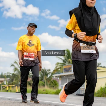 Runner Photo 2166076