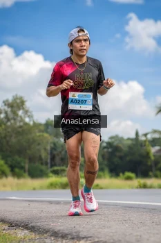 Runner Photo 2167459