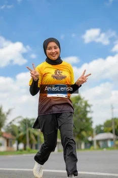 Runner Photo 2168360