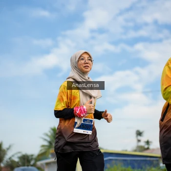 Runner Photo 2168558