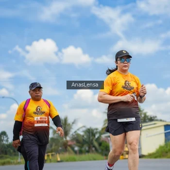 Runner Photo 2168592