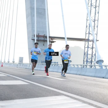 Runner Photo 2169009