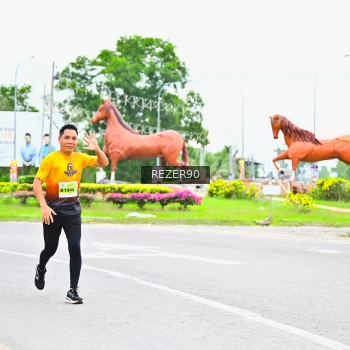 Runner Photo 2169153