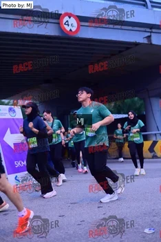 Runner Photo 216934