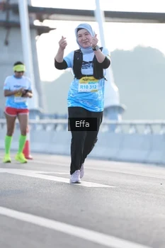 Runner Photo 2169377