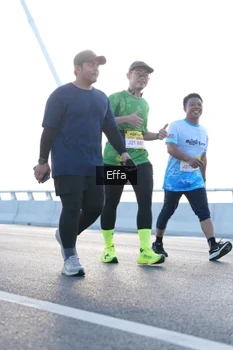 Runner Photo 2169935