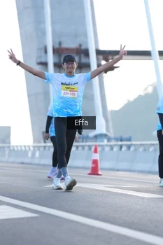 Runner Photo 2169980