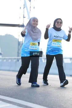 Runner Photo 2170015