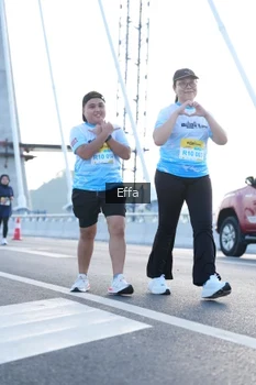 Runner Photo 2170060
