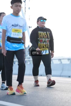 Runner Photo 2170078