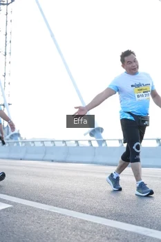 Runner Photo 2170261