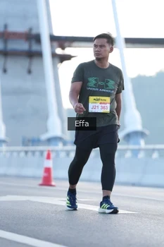 Runner Photo 2170315