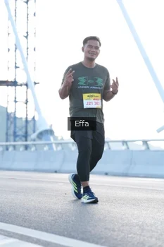 Runner Photo 2170323