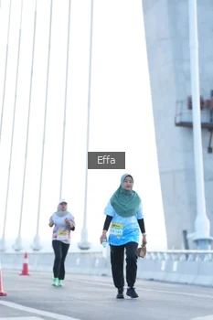 Runner Photo 2170326