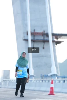 Runner Photo 2170330