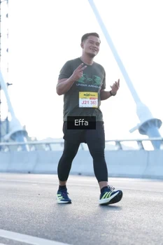 Runner Photo 2170332