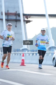 Runner Photo 2170397